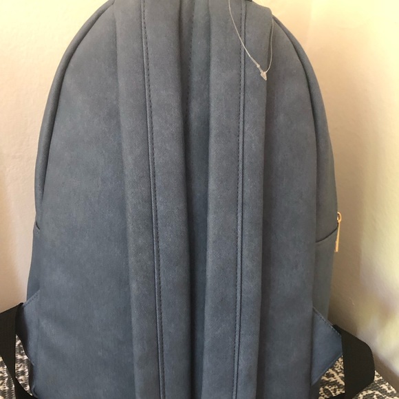 Back pack - Picture 4 of 12